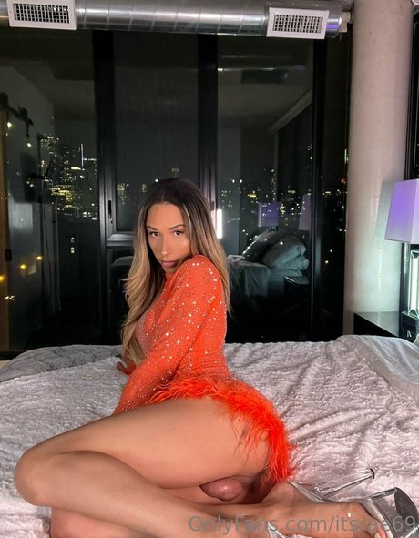 Foto di nudo di fuga di OnlyFans di Itsrae69