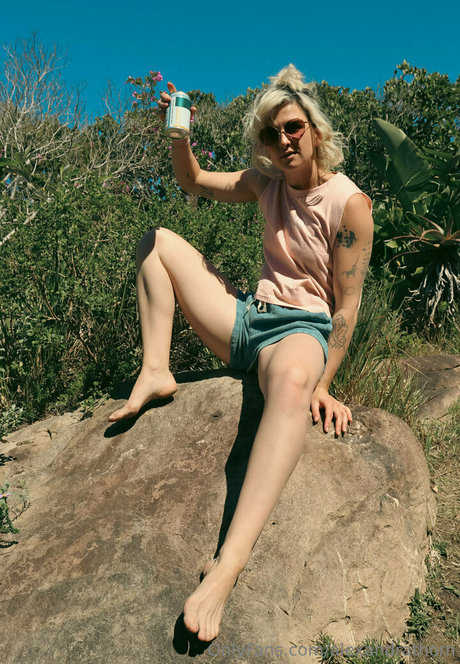 Alexandrathorn
