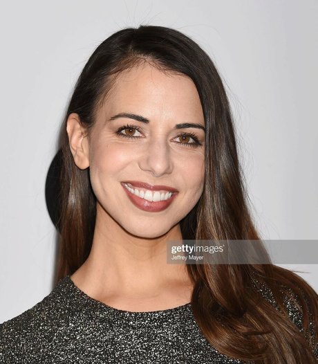 Laura Bailey