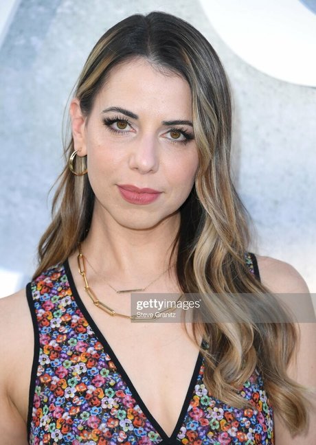 Laura Bailey