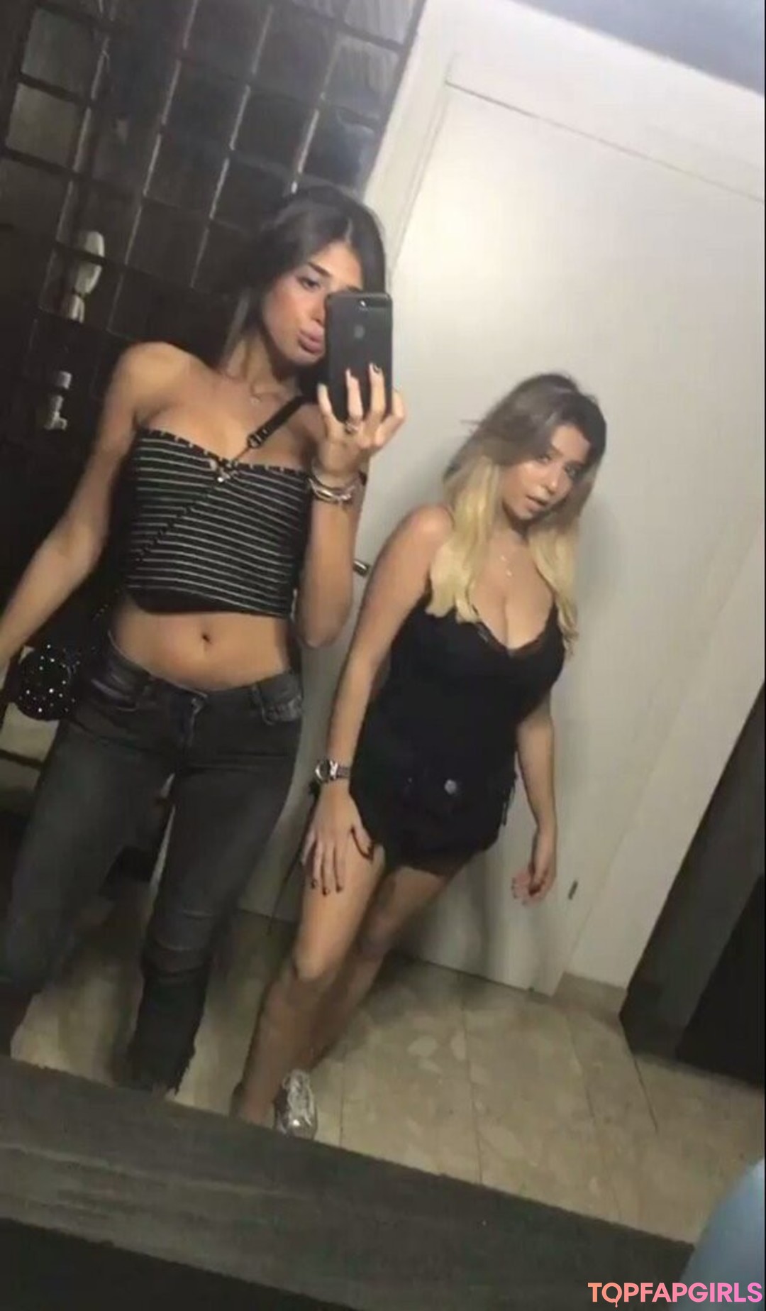 Foto di nudo di fuga di OnlyFans di Coral Sharon #1235