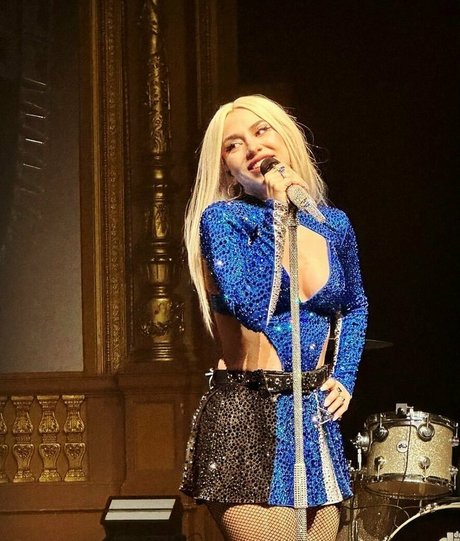 Ava Max