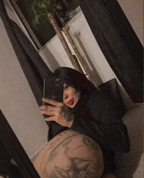 Foto di nudo di fuga di OnlyFans di Merceuhia