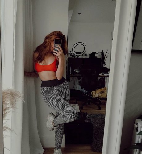 Foto di nudo di fuga di OnlyFans di Cadaea