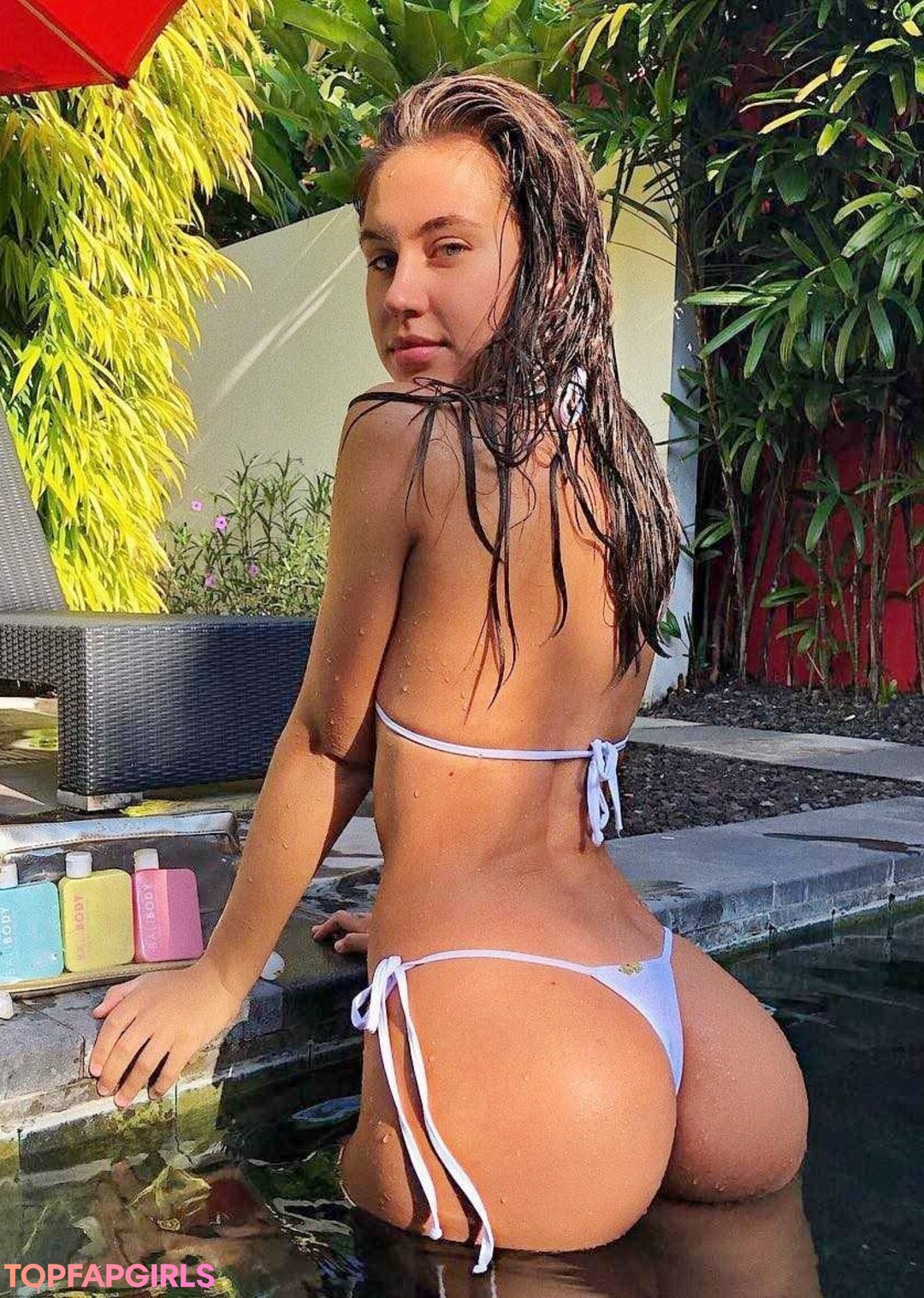 Foto di nudo di fuga di OnlyFans di Brit Manuela #1845