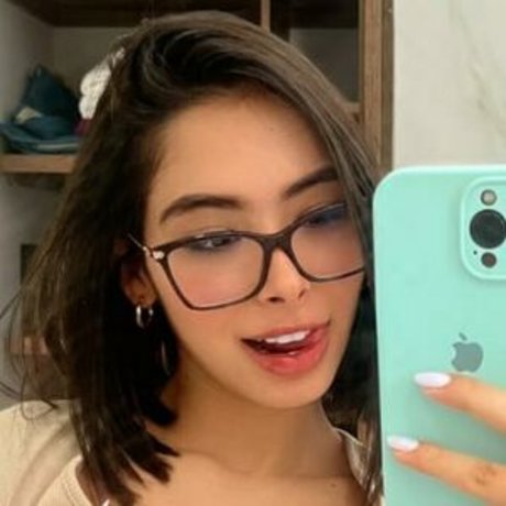 Foto di nudo di fuga di OnlyFans di Daniela Antury