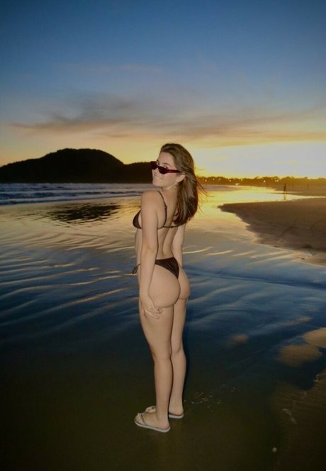 Foto di nudo di fuga di OnlyFans di Sofia Santino