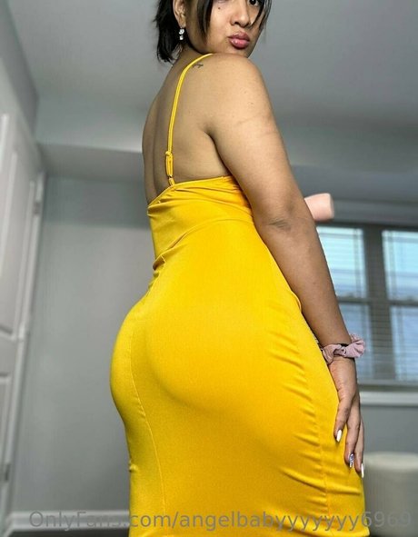 Foto di nudo di fuga di OnlyFans di Angelbabyyyyyyy6969
