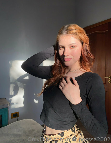 Foto di nudo di fuga di OnlyFans di Mariposssa2002