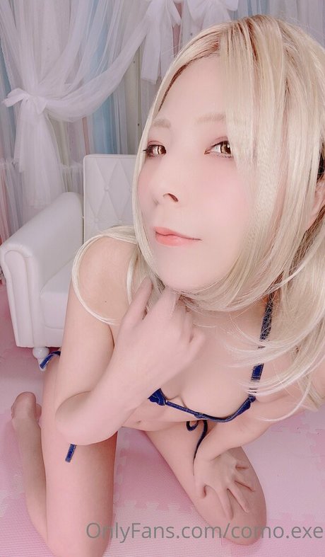 Foto di nudo di fuga di OnlyFans di Comoexe