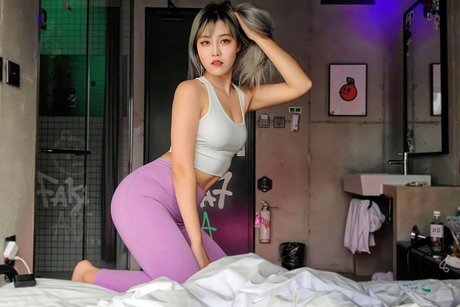 Foto di nudo di fuga di OnlyFans di Yuggietv