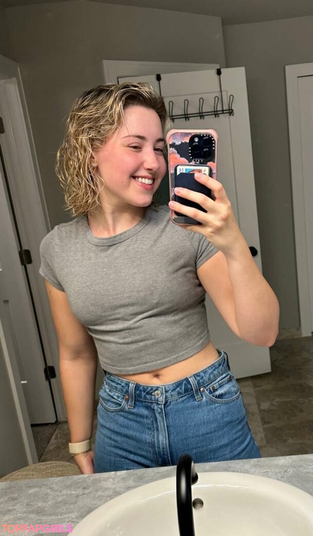 Foto di nudo di fuga di OnlyFans di Pineapplebrat #1060