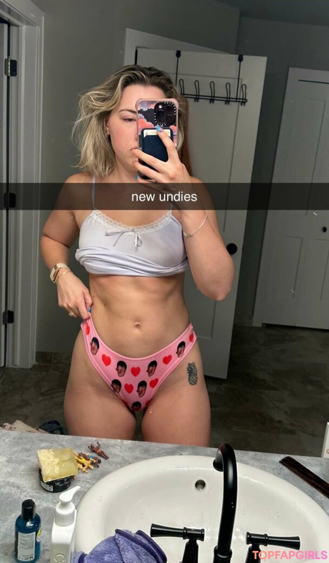 Foto di nudo di fuga di OnlyFans di Pineapplebrat #1196