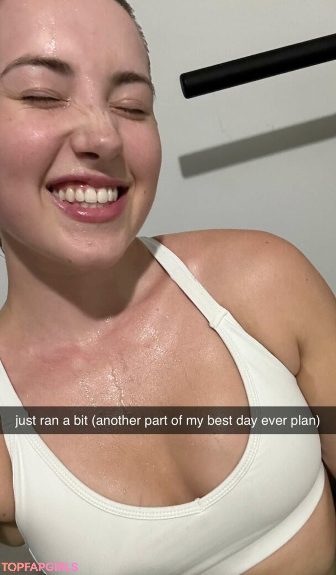 Foto di nudo di fuga di OnlyFans di Pineapplebrat #1231