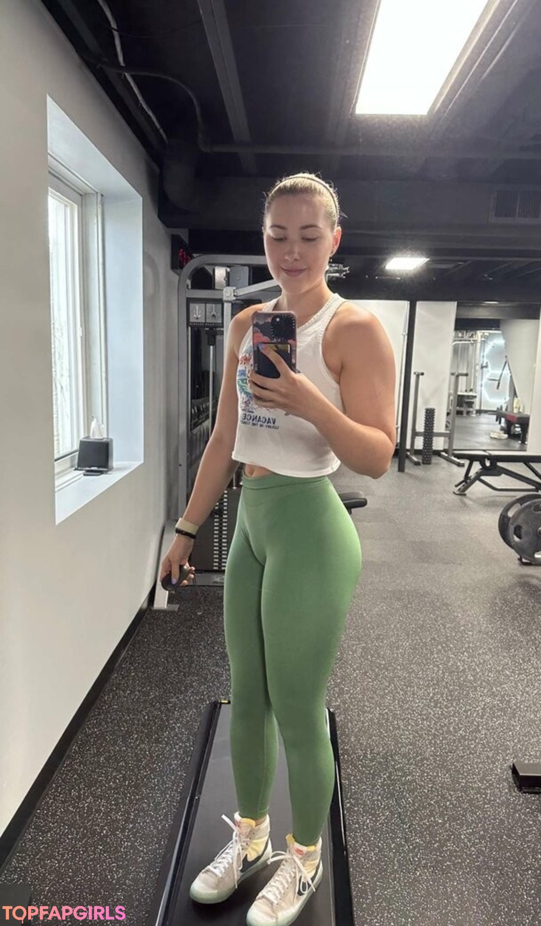 Foto di nudo di fuga di OnlyFans di Pineapplebrat #1234