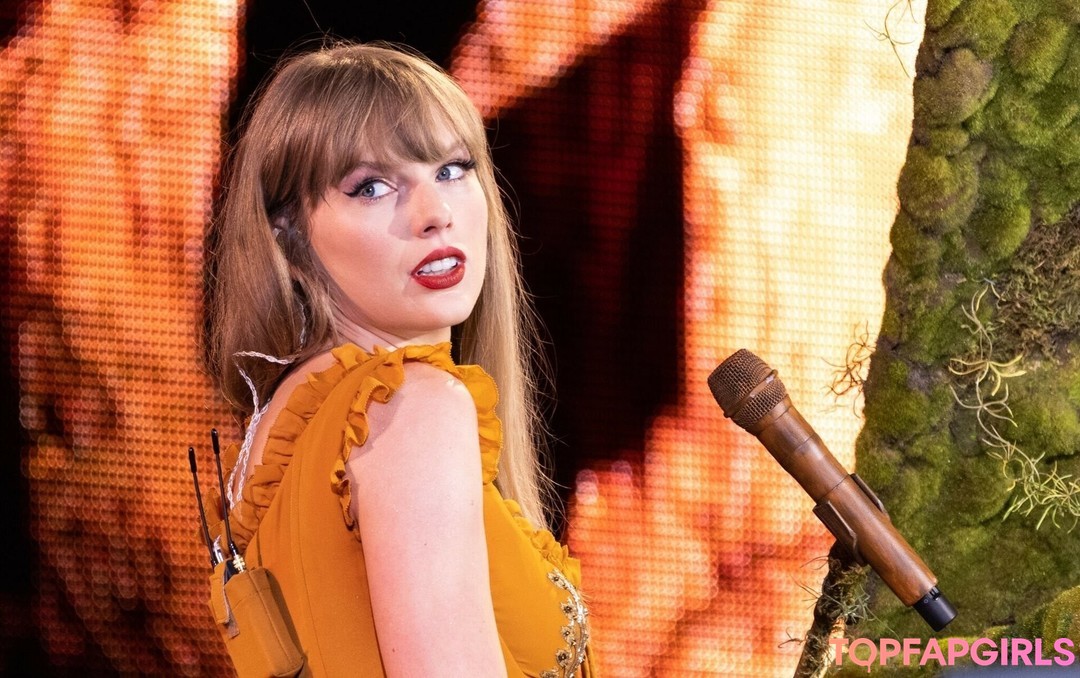 Foto di nudo di fuga di OnlyFans di Taylor Swift #1400