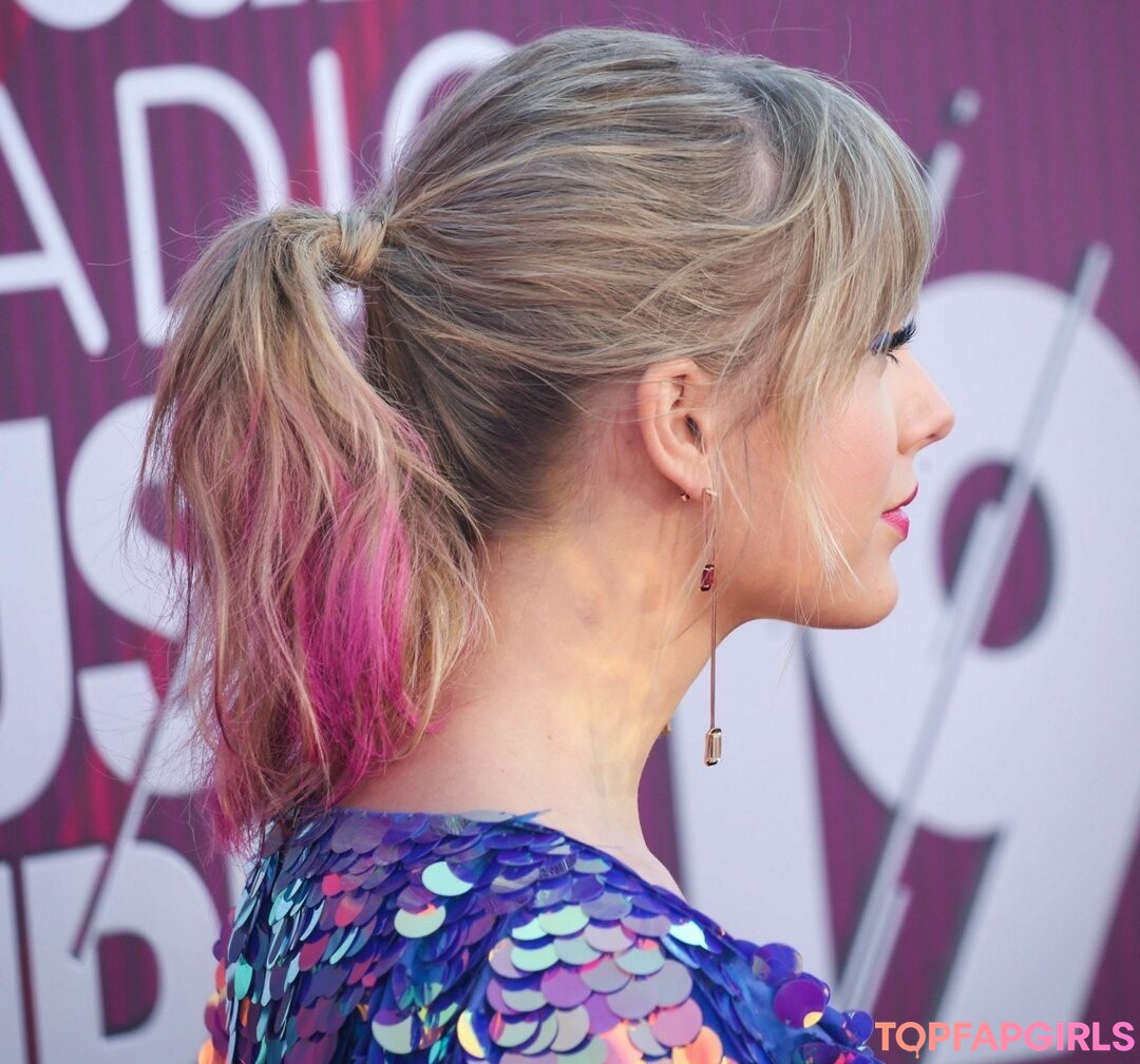 Foto di nudo di fuga di OnlyFans di Taylor Swift #1652