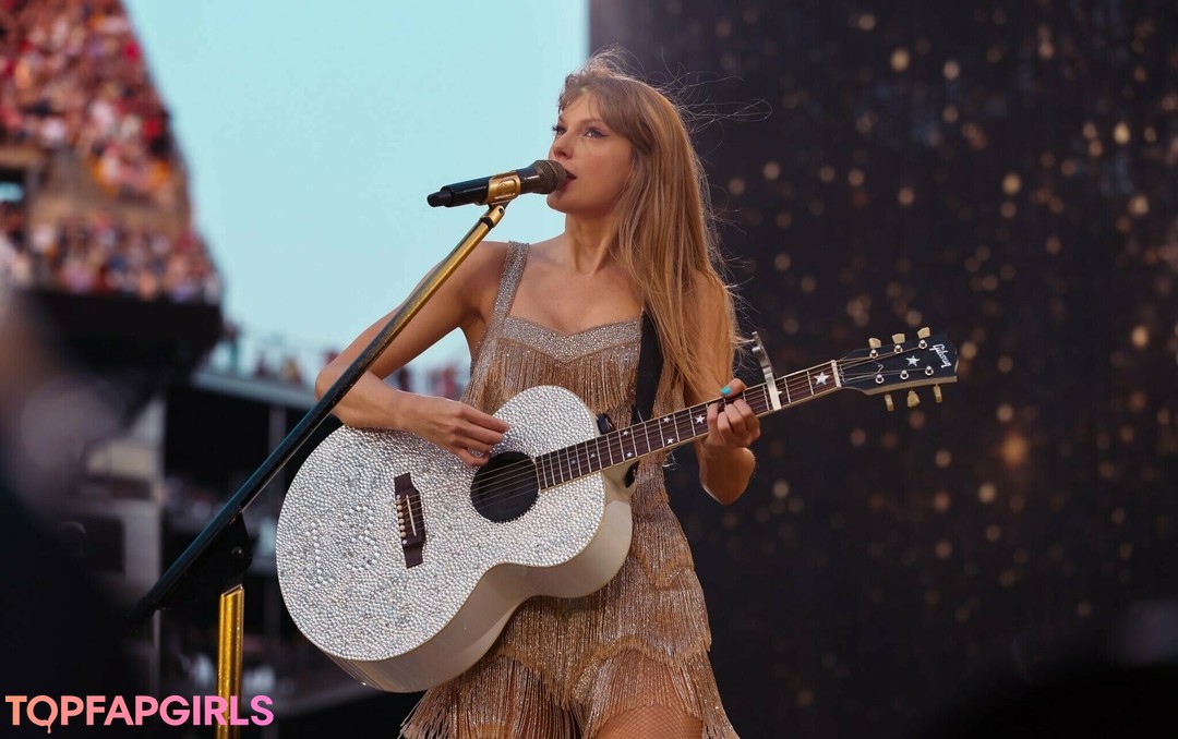 Foto di nudo di fuga di OnlyFans di Taylor Swift #1781