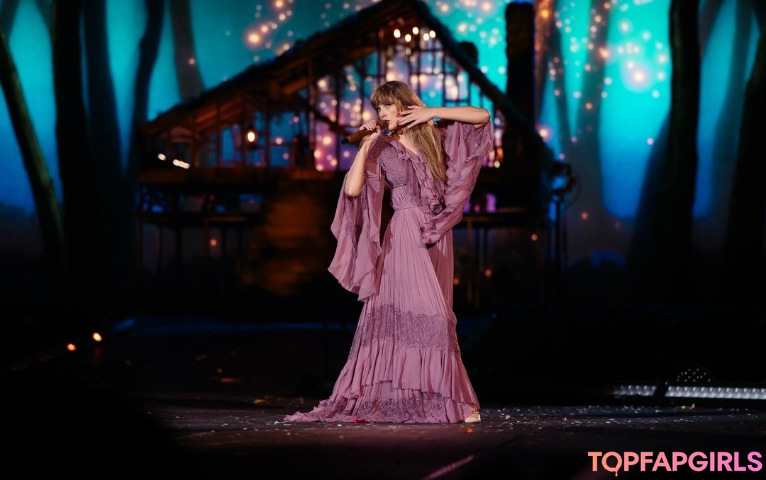 Foto di nudo di fuga di OnlyFans di Taylor Swift #1817