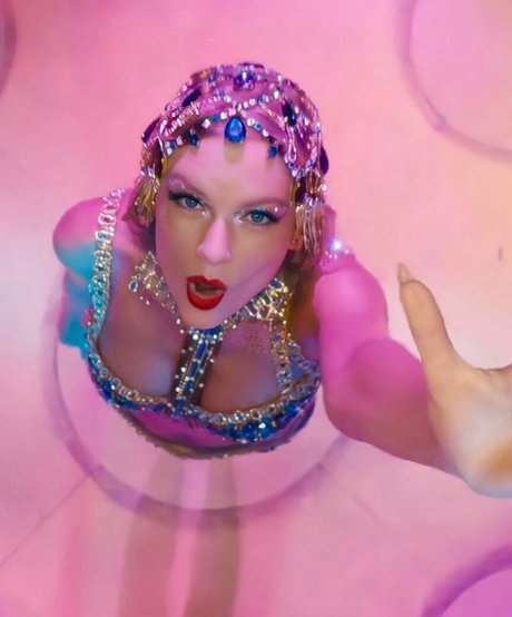 Taylor Swift