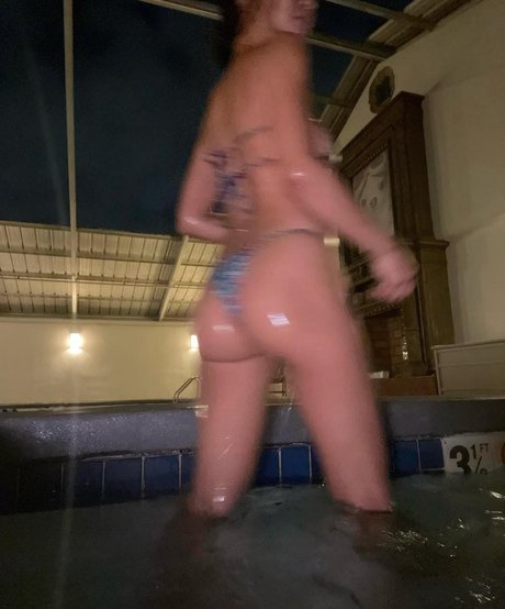 Foto di nudo di fuga di OnlyFans di Joleen Diaz