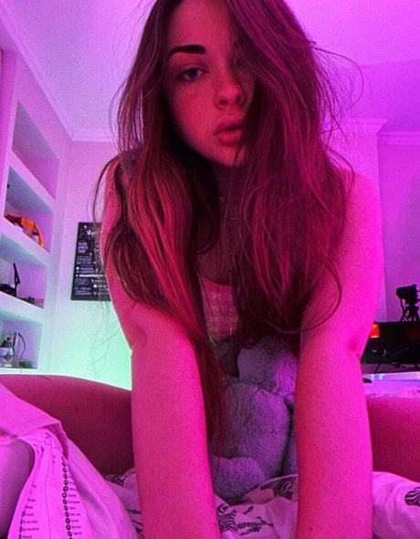 Foto di nudo di fuga di OnlyFans di Arina Berdnikova