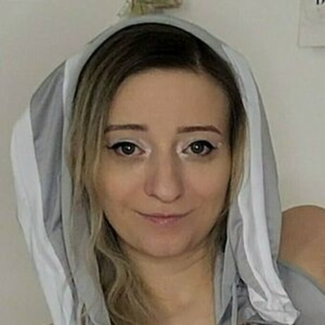 Foto di nudo di fuga di OnlyFans di Riahillvip