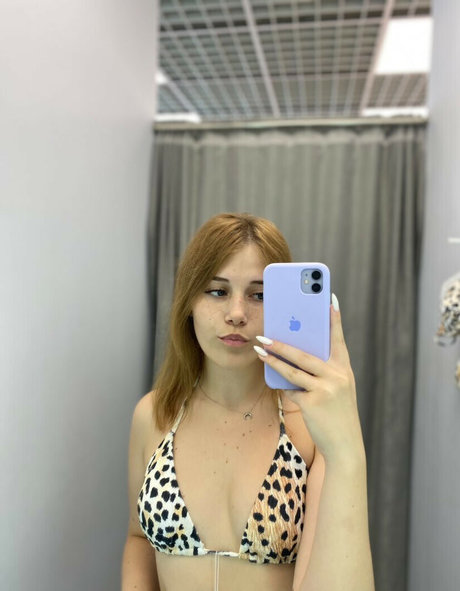 Foto di nudo di fuga di OnlyFans di Anacuteness