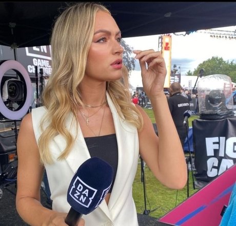 Laura Woods