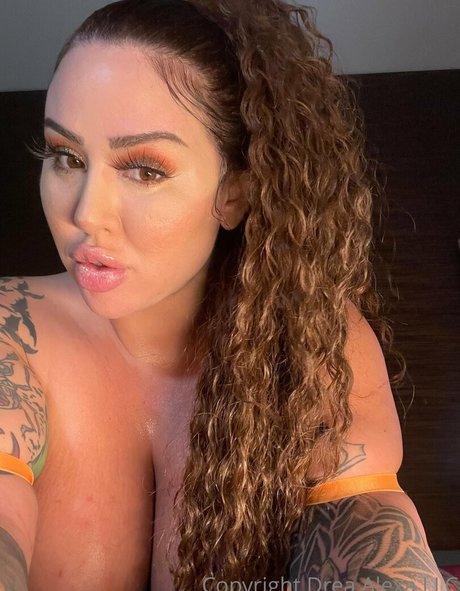 Foto di nudo di fuga di OnlyFans di Dreaalexatv