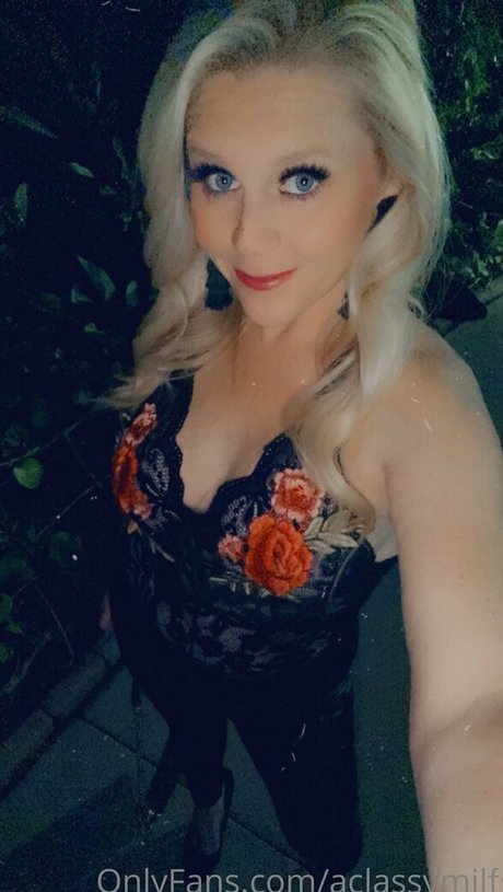 Aclassymilf