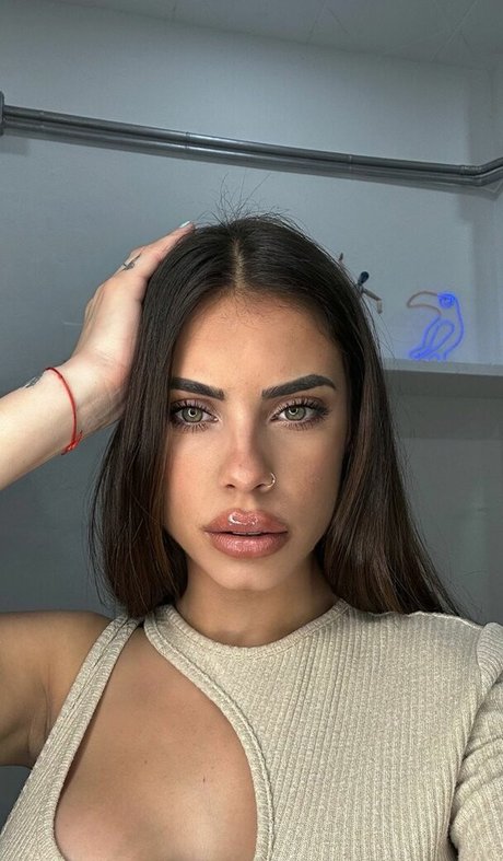 Foto di nudo di fuga di OnlyFans di Yai Tejera