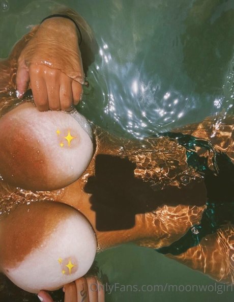 Moonwolgirl