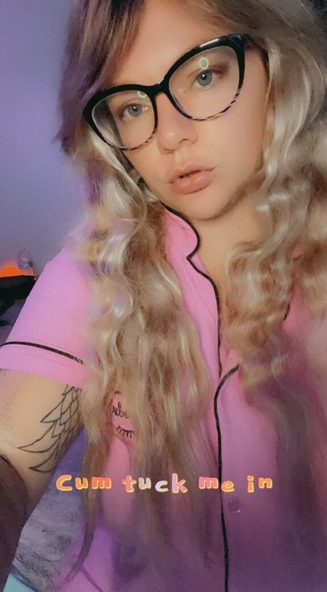 Foto di nudo di fuga di OnlyFans di Theamputeebitch