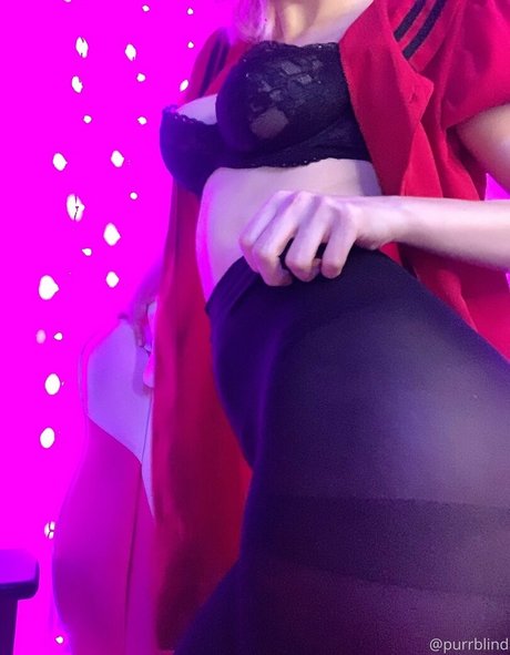 Foto di nudo di fuga di OnlyFans di Purrhime