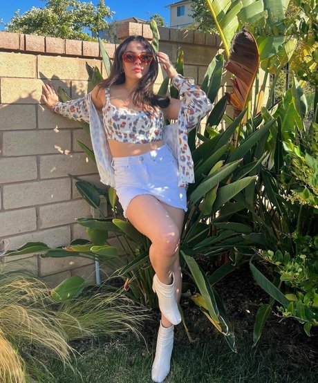 Foto di nudo di fuga di OnlyFans di Isabella Gomez