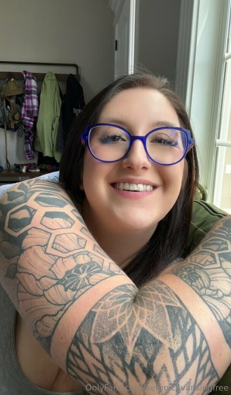 Veronicavansingfree