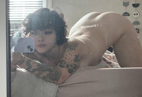 Foto di nudo di fuga di OnlyFans di Metmarii