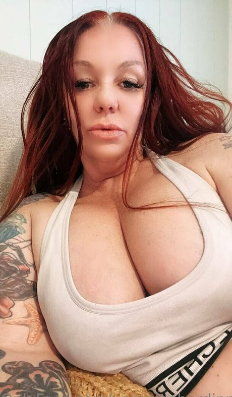 Foto di nudo di fuga di OnlyFans di Veronicahardinn