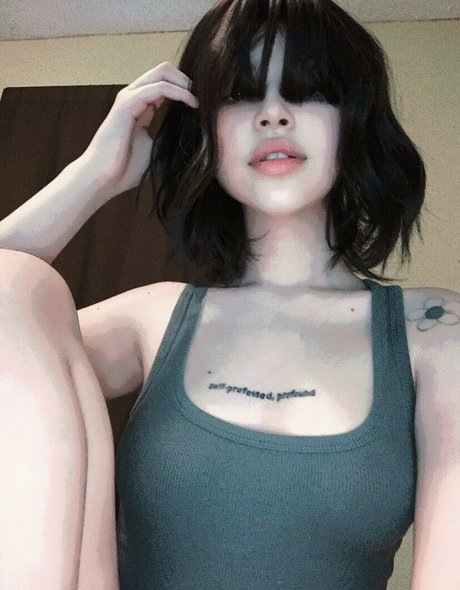 Foto di nudo di fuga di OnlyFans di Daisyrot