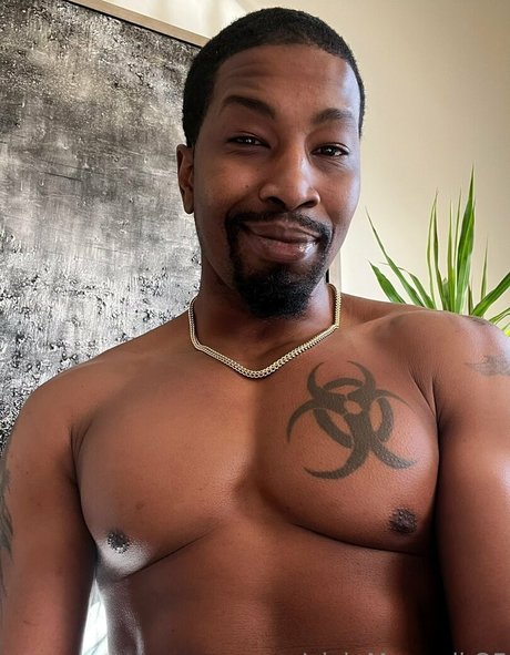 Isiahmaxwell