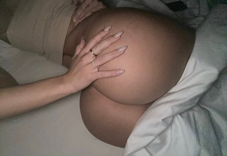 Foto di nudo di fuga di OnlyFans di Kendalluvxx