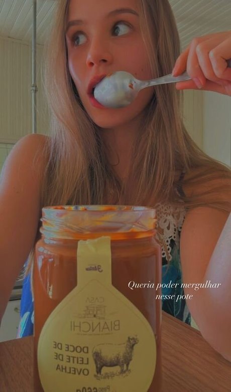 Foto di nudo di fuga di OnlyFans di Gaucha Asmr