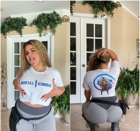 Foto di nudo di fuga di OnlyFans di Justyeliz