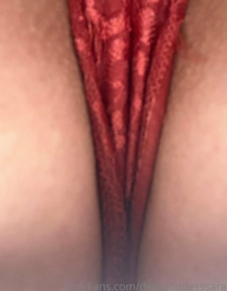 Foto di nudo di fuga di OnlyFans di Deargoddesssara