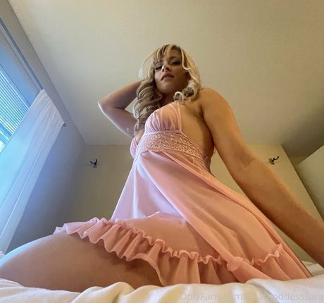 Deargoddesssara
