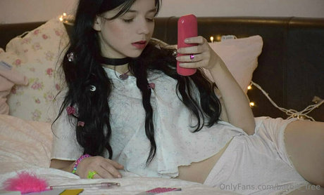 Foto di nudo di fuga di OnlyFans di Barbiefree