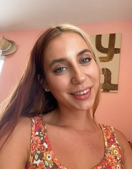 Foto di nudo di fuga di OnlyFans di Eatwithmars
