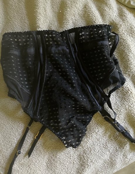 Foto di nudo di fuga di OnlyFans di Sexyearthfairymermaid