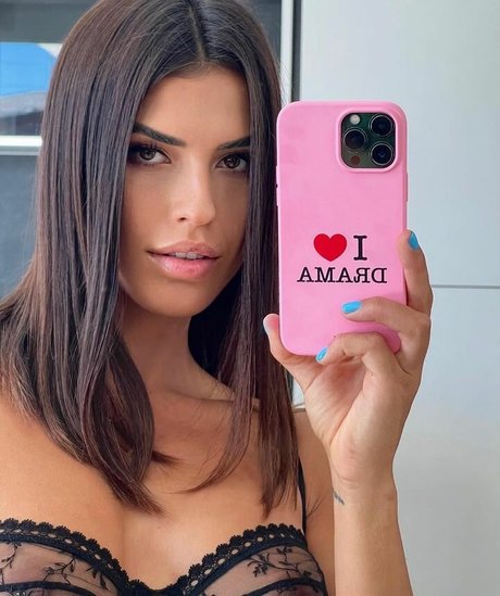 Foto di nudo di fuga di OnlyFans di Sofia Suescun